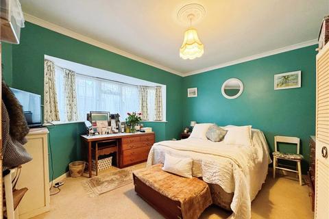 3 bedroom bungalow for sale, Prospect Road, Ash Vale, Aldershot