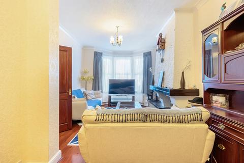 79 Canterbury Road, Croydon, CR0 3HH