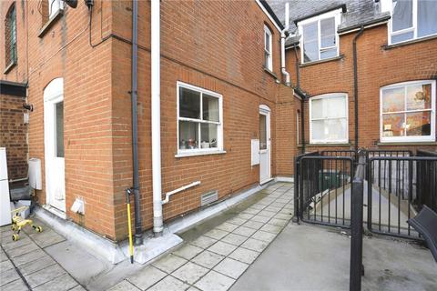 3 bedroom maisonette for sale, Albert Walk, Felixstowe, Suffolk