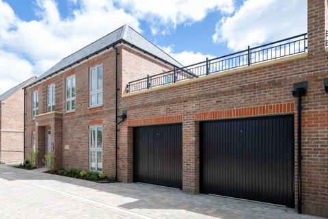 3 bedroom detached house for sale, Plot 124, The Westminster at Wilton Park, Gorell Road HP9