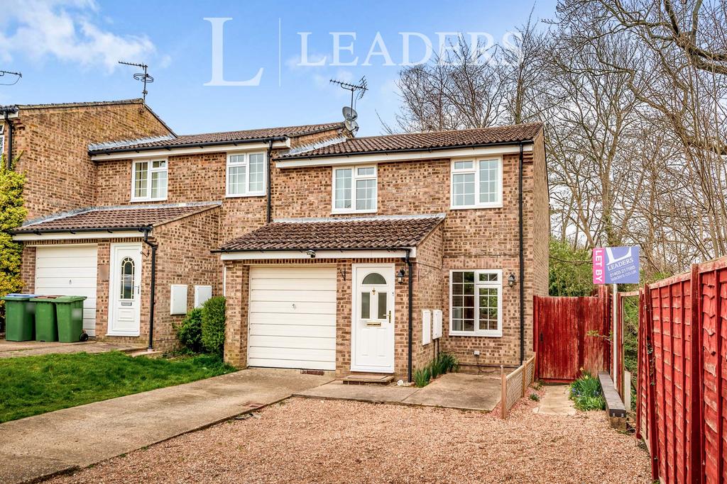 Ridgehurst Drive, Horsham 3 bed end of terrace house to rent £1,700
