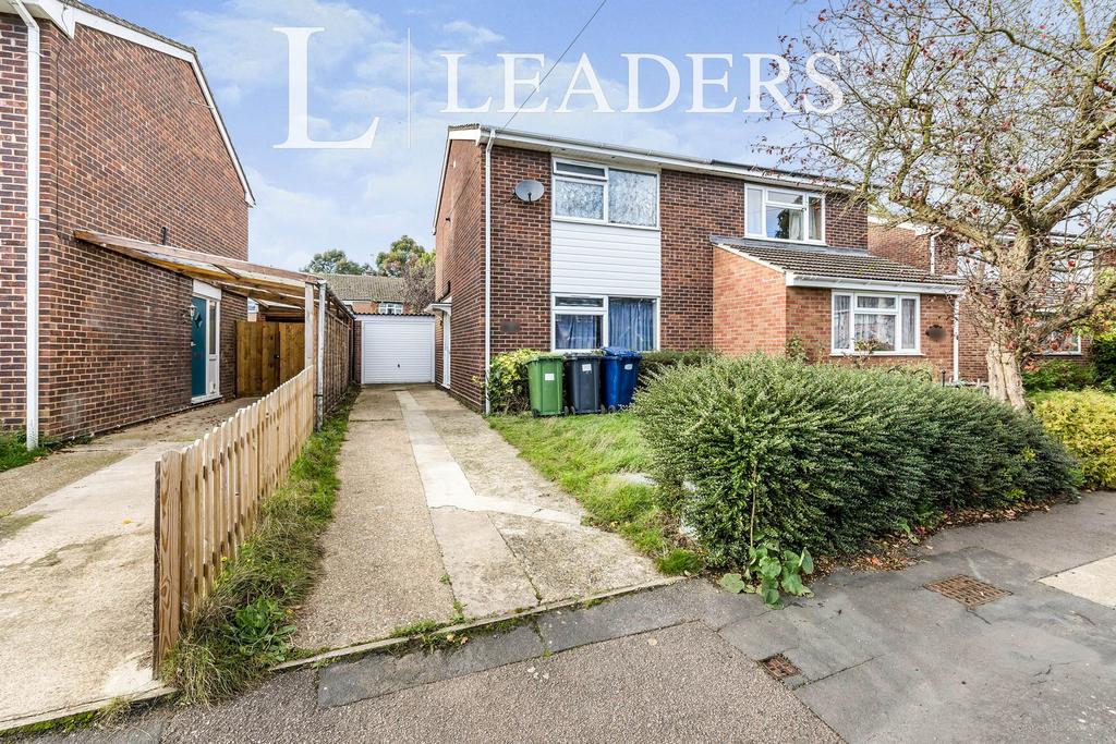 Rookery Place, Fenstanton 2 bed terraced house to rent £1,050 pcm (£