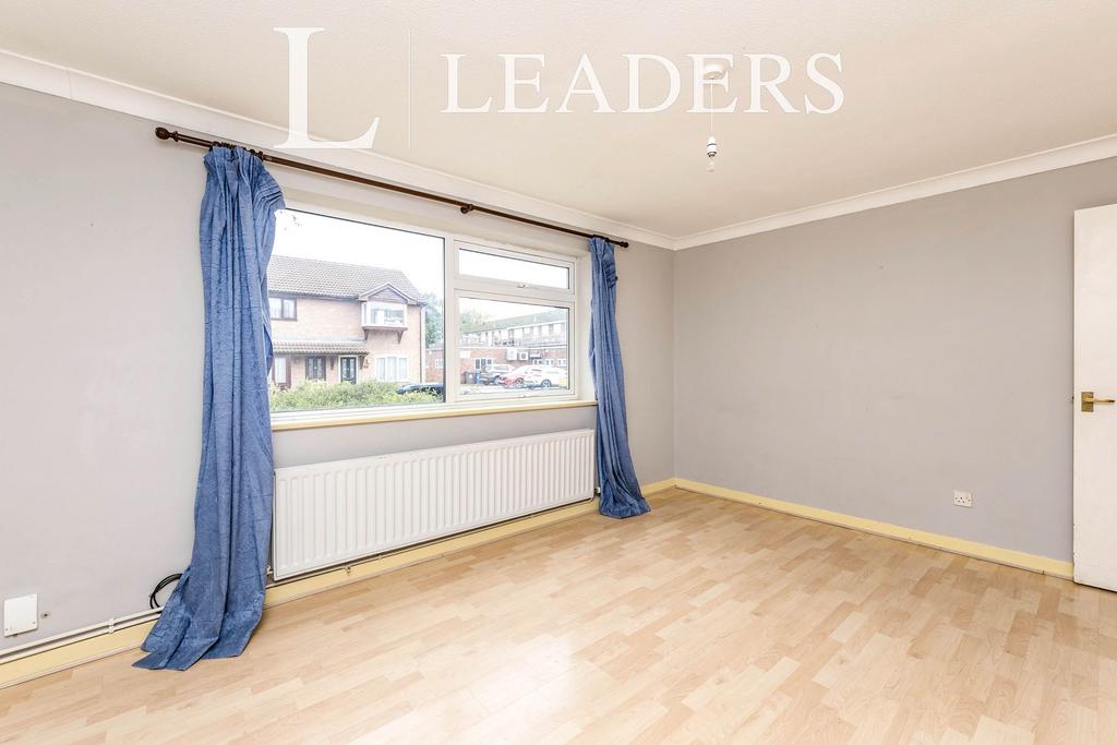 Rookery Place, Fenstanton 2 bed terraced house to rent £1,050 pcm (£