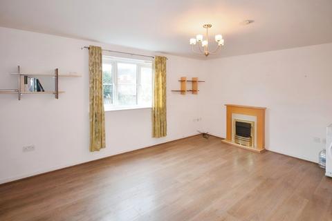 2 bedroom apartment to rent, Bosworth Court, Bath Road