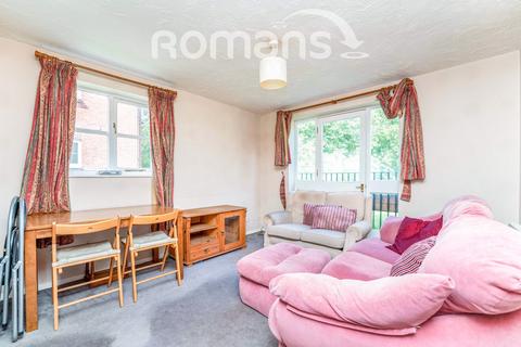 1 bedroom flat to rent, Knowles Close, Yiewsley