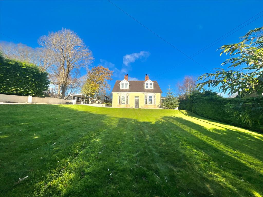 Orchard Road, Rowlands Gill, NE39 4 bed detached house for sale £630,000