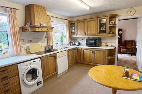 14 Vaughan Close, Sutton Coldfield, B74 4XR