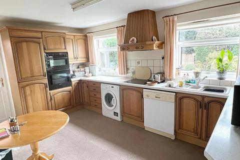 14 Vaughan Close, Sutton Coldfield, B74 4XR