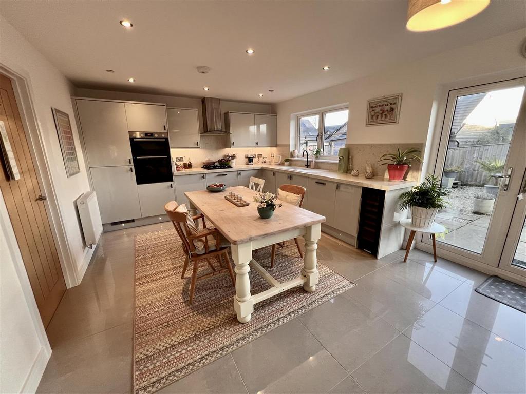Kitchen/Living