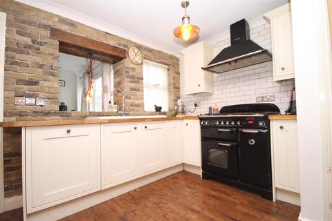 4 bedroom terraced house for sale, Low Close, Felton, Morpeth