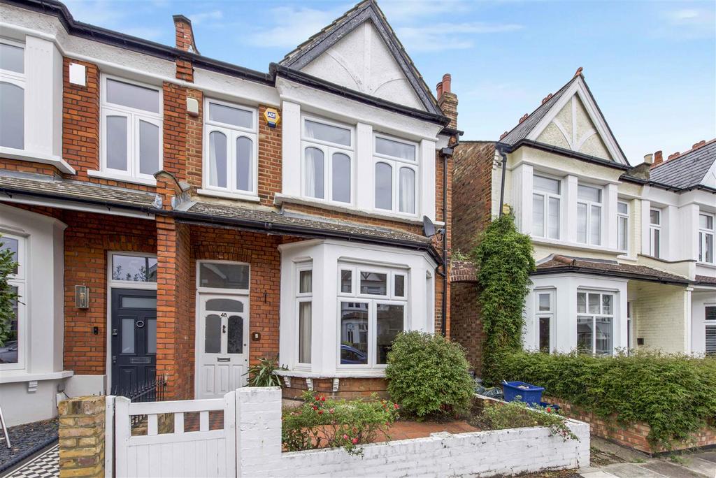 Holmes Road, Twickenham 5 bed semidetached house £4,250 pcm (£981 pw)