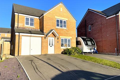 4 bedroom detached house for sale, Maes Delfryn, Llanelli