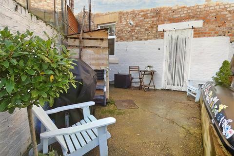 56 Park Crescent, North Shields, NE30 2HL