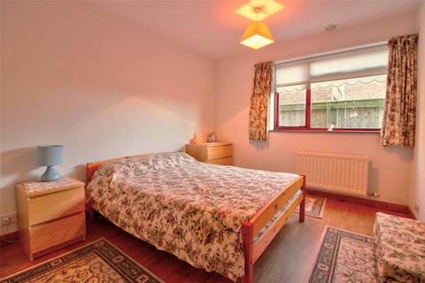 10 Church Close, Middleton St George, Darlington, DL2 1DT