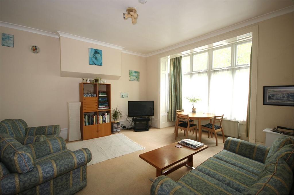 High Road, Whetstone, N20 1 bed in a flat share to rent £650 pcm (£