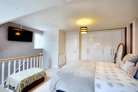 82 Ashington Drive, Arnold, Nottingham, NG5 8UA