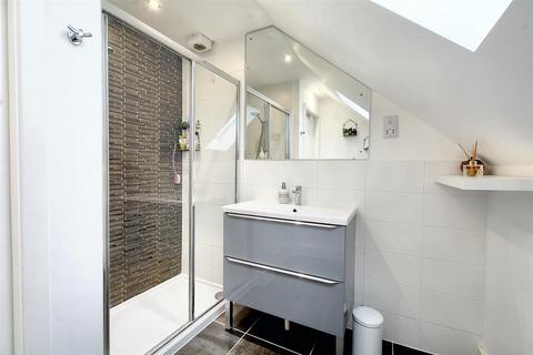 82 Ashington Drive, Arnold, Nottingham, NG5 8UA