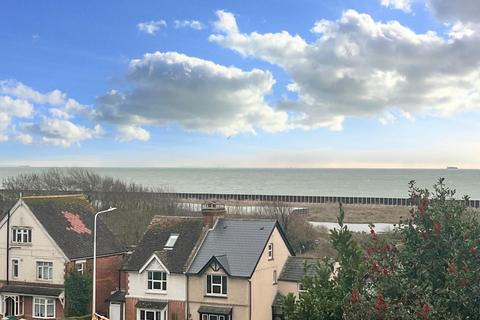 Stony Ridge Cliff Road, Hythe, CT21 5XW