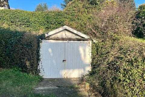 Stony Ridge Cliff Road, Hythe, CT21 5XW