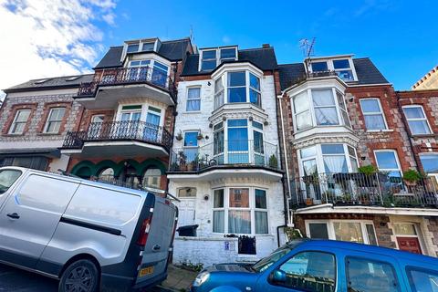 2 bedroom flat for sale, Avenue Road, Ilfracombe EX34