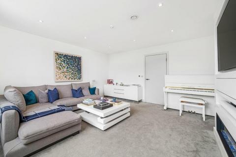 3, Dickson Terrace, 11 Nunhead Green, London, SE15 3QQ