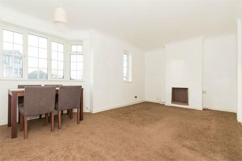 2 bedroom apartment for sale, Buckfield Court, Bathurst Walk, Richings Park SL0
