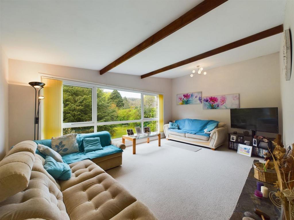 CAM01381 G0-PR0034-STILL007.jpg