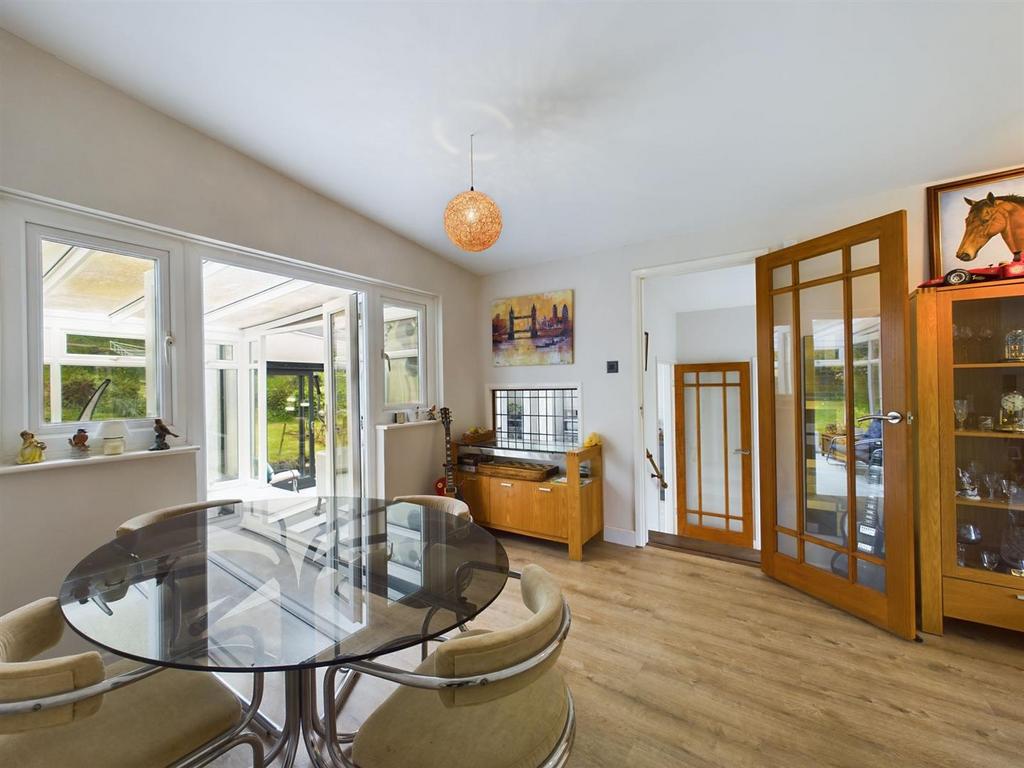 CAM01381 G0-PR0034-STILL026.jpg