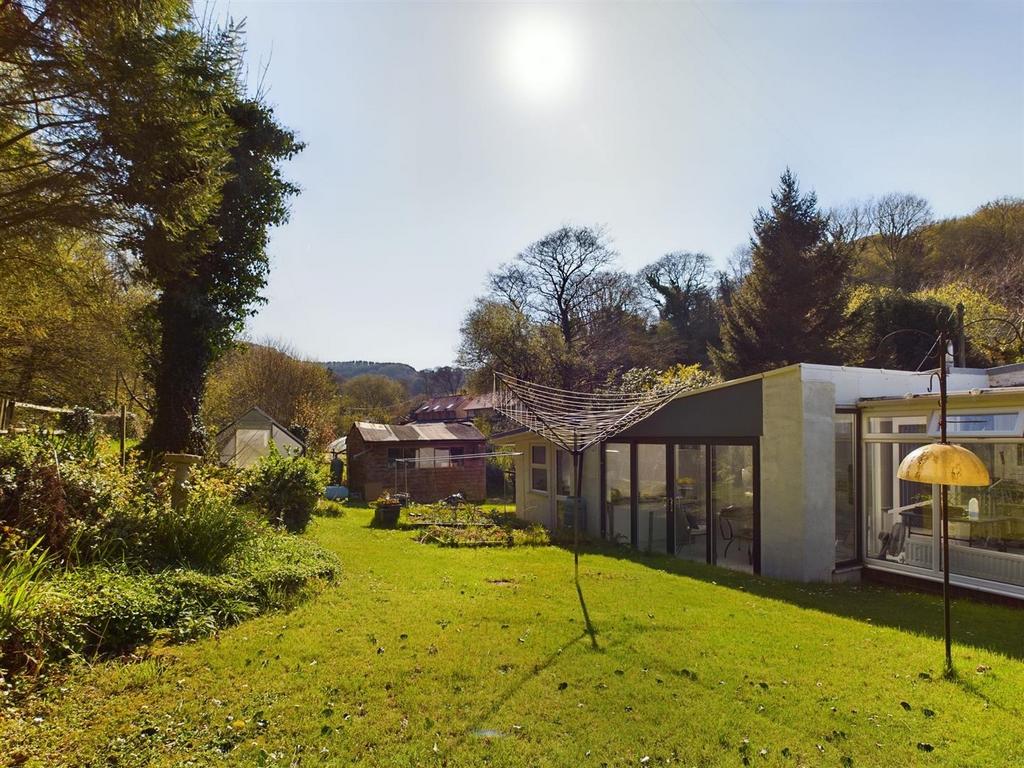 CAM01381 G0-PR0029-STILL002.jpg