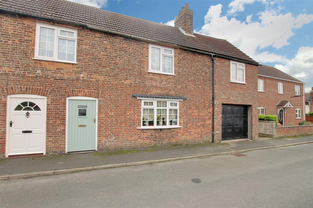 Pump Lane, Saltfleet LN11 4 bed semidetached house for sale £269,950