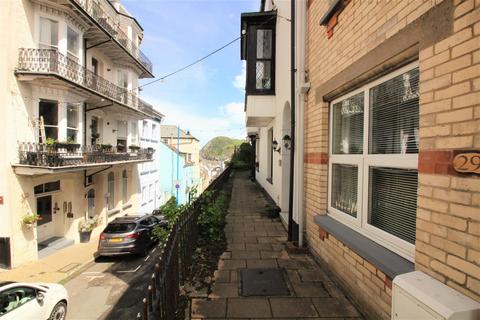 25a Fore Street, Ilfracombe, EX34 9DJ