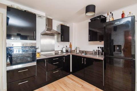 1 bedroom apartment for sale, Flixton Road, Urmston, Manchester, M41