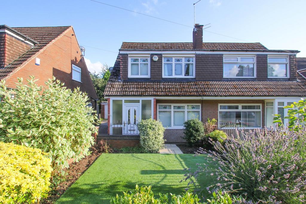 Iona Way, Davyhulme, Manchester, M41 3 bed semidetached house for sale