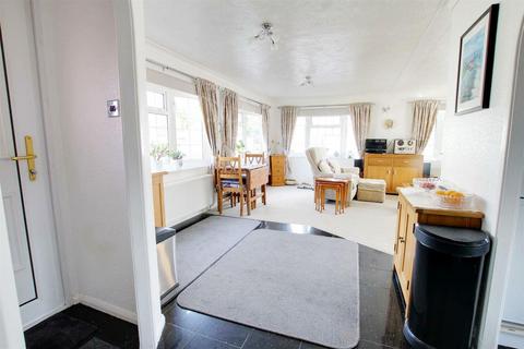 2 bedroom park home for sale, Hawthorn Hill, Coningsby LN4