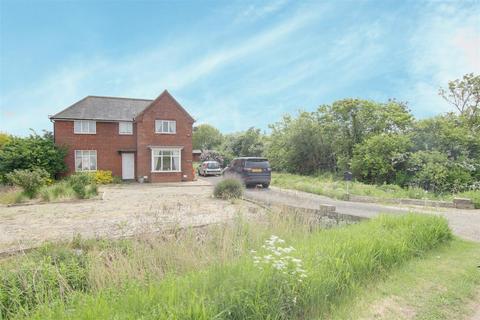 3 bedroom detached house for sale, Main Road, Saltfleetby LN11