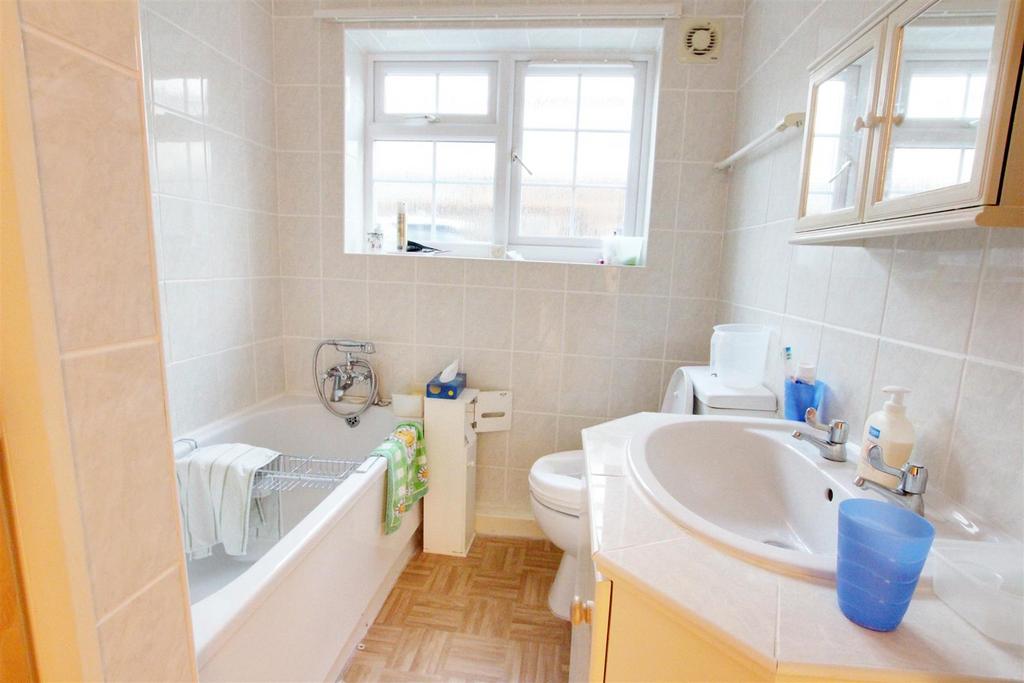 Annexe bathroom