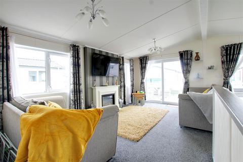 3 bedroom chalet for sale, Alford Road, Mablethorpe LN12