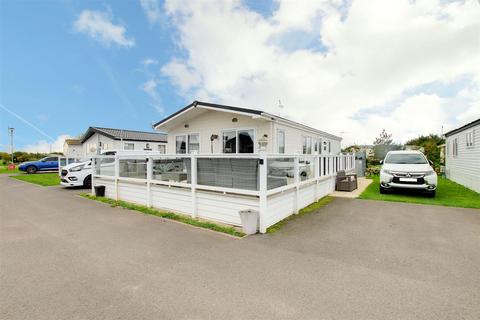 3 bedroom chalet for sale, Alford Road, Mablethorpe LN12