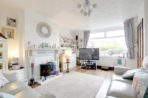 3 bedroom semi-detached house for sale, Strubby Road, Maltby Le Marsh LN13