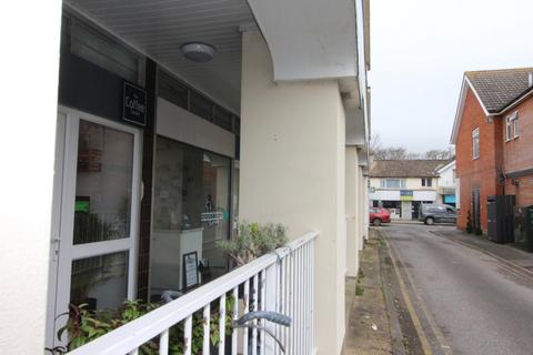 Property to rent, Lymington Road, Highcliffe, Christchurch, BH23 5EB
