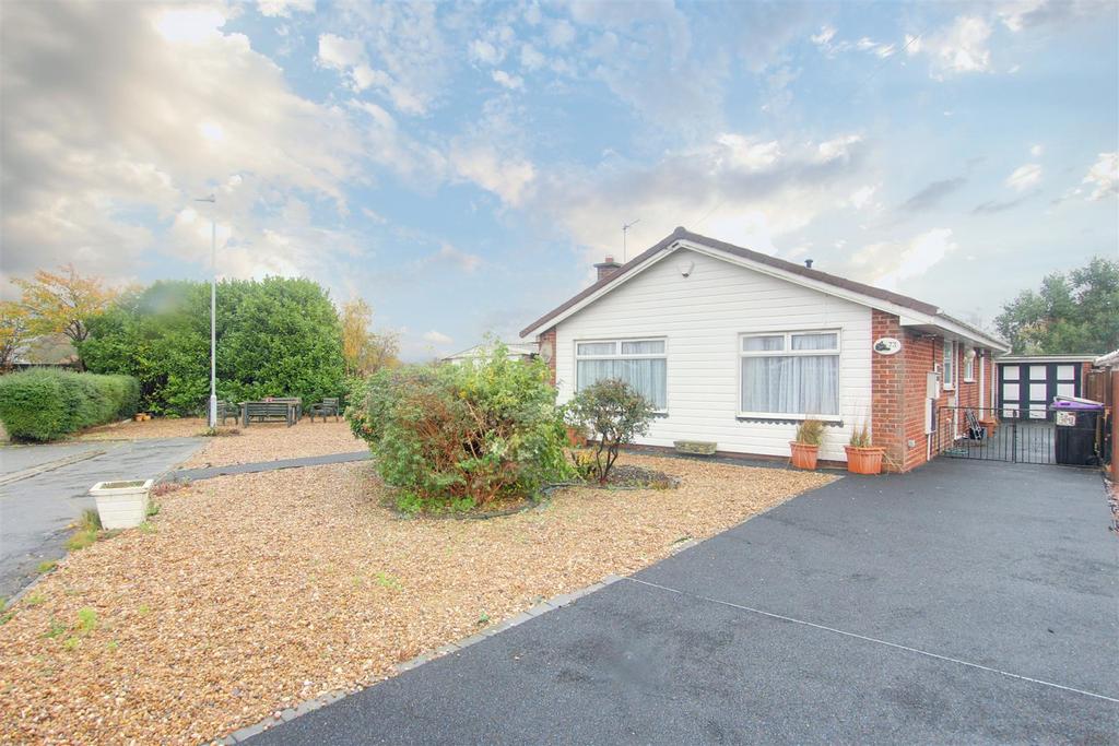 Marian Avenue, Mablethorpe LN12 3 bed detached bungalow for sale £240,000