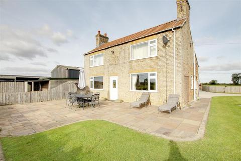 4 bedroom farm house for sale, Farlesthorpe LN13