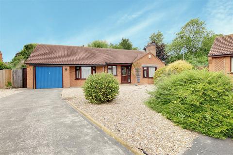 3 bedroom detached bungalow for sale, Mill Close, Alford LN13