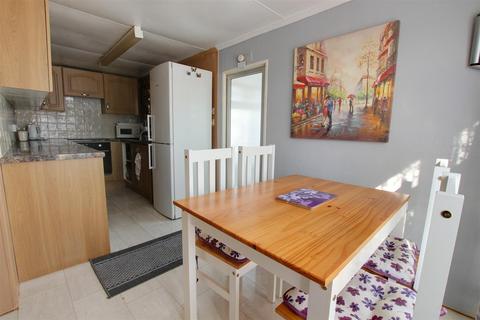 3 bedroom park home for sale, Seaholme Road, Mablethorpe LN12