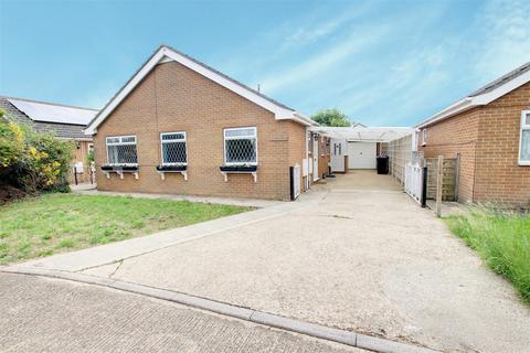 3 bedroom detached bungalow for sale, High Street, Mablethorpe LN12