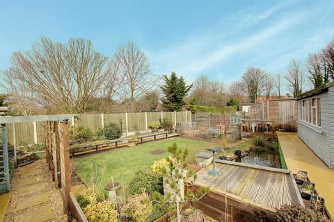 3 bedroom detached bungalow for sale, South Street, Alford LN13
