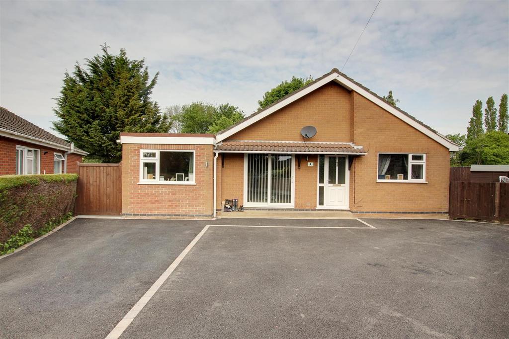 Rawnsley Close, Alford LN13 4 bed detached bungalow for sale £280,000