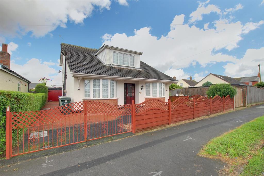 St. Andrews Road, Mablethorpe LN12 5 bed detached house for sale £250,000