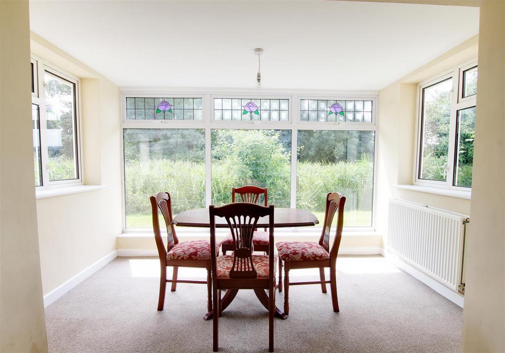 Reception/Dining Room