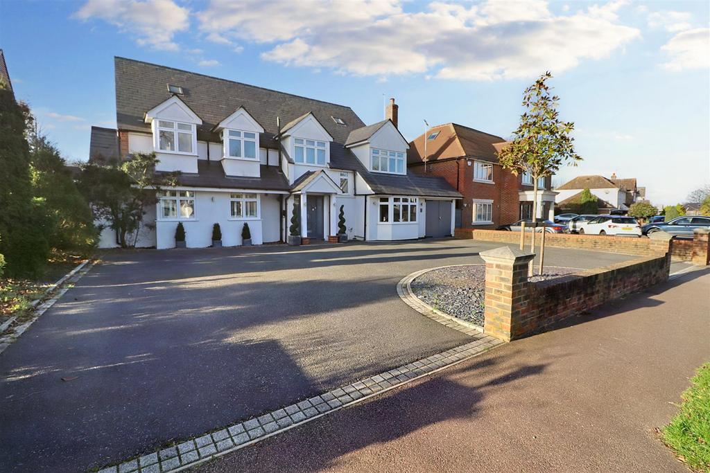 Links Drive, Elstree, Borehamwood 6 bed detached house for sale £